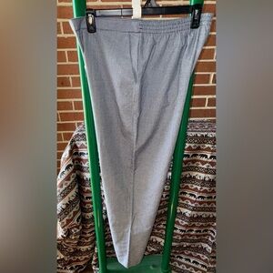 Alfred Dunner Pants Women’s Size 16 Pull On Slacks